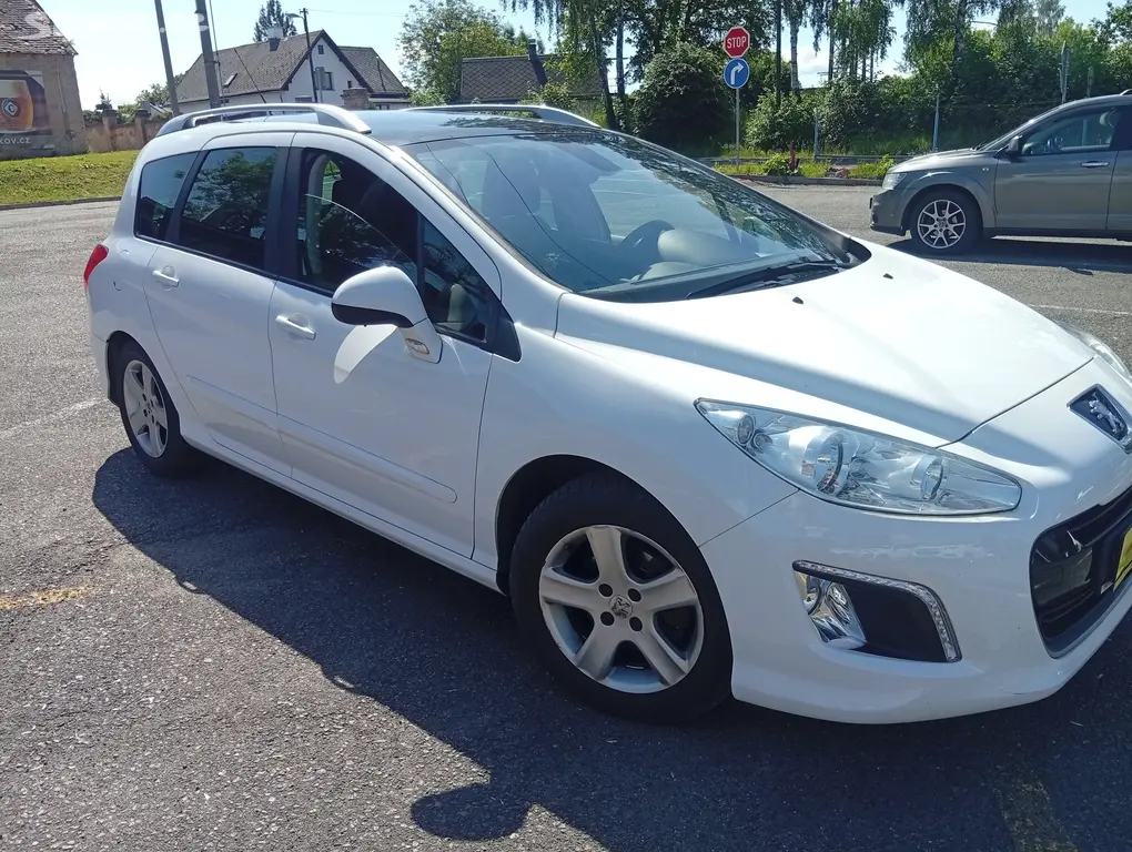 Peugeot 308 1,6 benzín 88kw-1.maj.koup.v ČR-NováTK - fotka 3