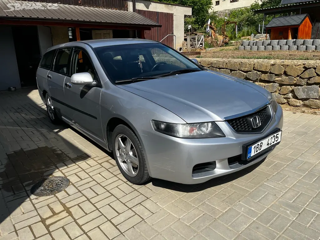 Honda accord 2.2 i-ctdi - fotka 4