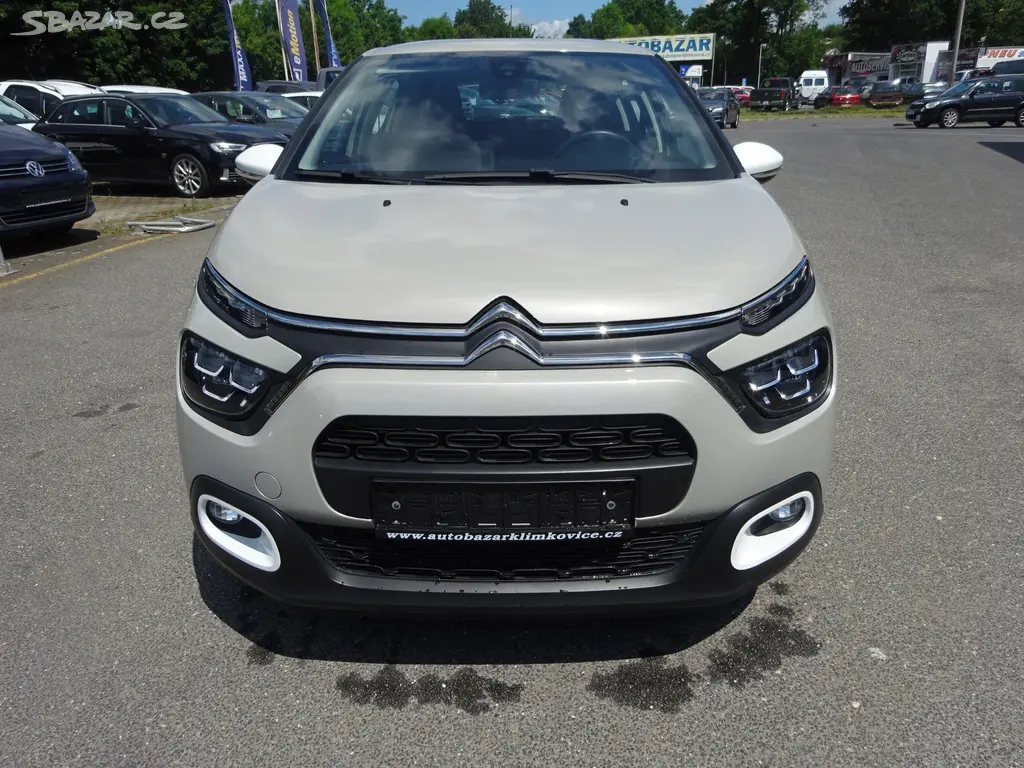 CITROËN C3 1,2 VTI,GARANCE KM, 1 MAJITEL - fotka 2