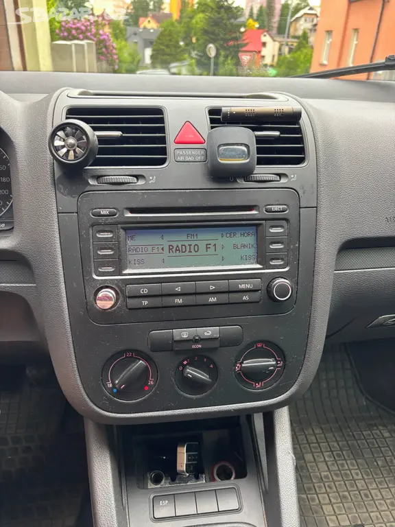Volkswagen Golf V - fotka 4