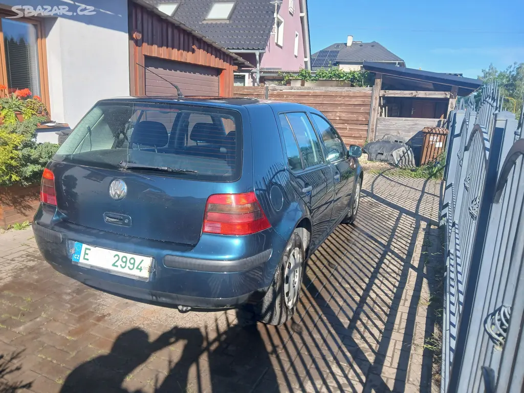 Volkswagen golf 1.4Mpi, 55kW, Nová STK - fotka 4