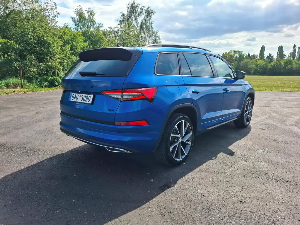 Škoda Kodiaq Sportline 2.0TDi,7.místné,tažné,dph - fotka 4