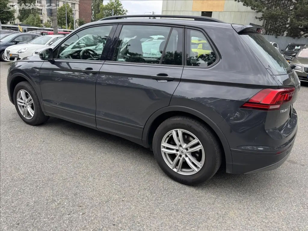 Volkswagen Tiguan, 2,0 DSG+4motion+tažné.! - fotka 6