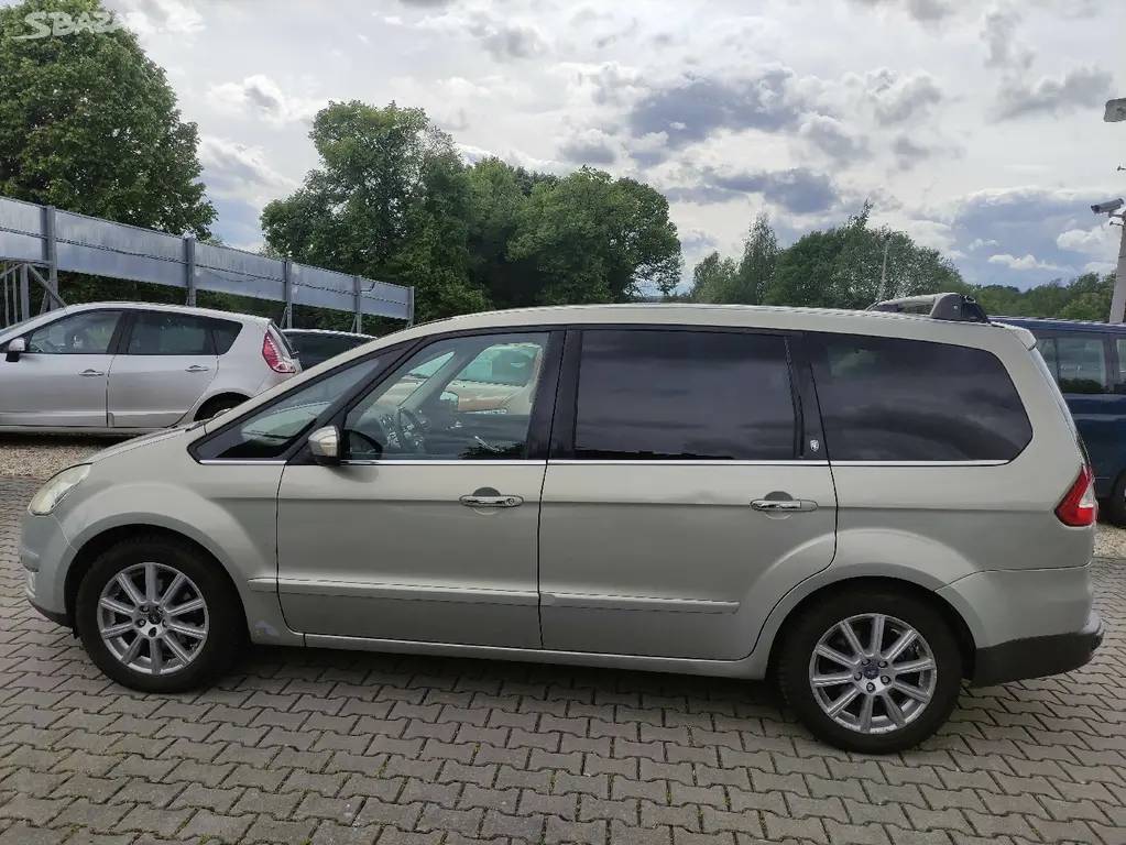 FORD GALAXY 2.0 TDCi 103KW GHIA,7-MÍST,ZÁVĚS,NAVI. - fotka 6