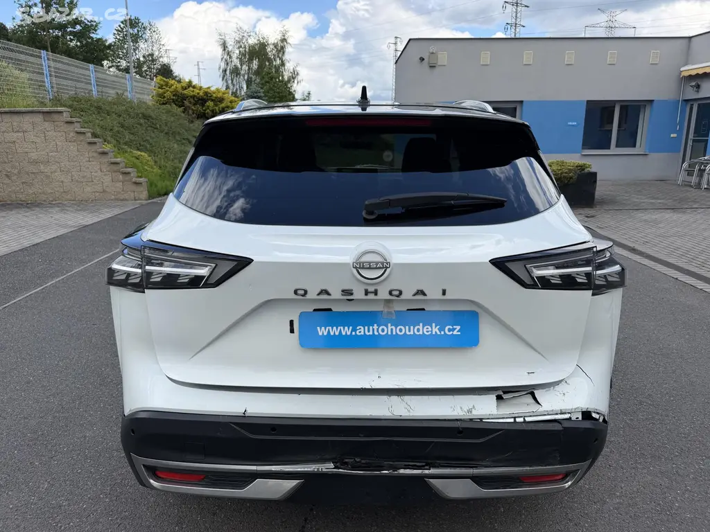 Nissan Qashqai, TEKNA 1,3i 116kW 4x4 aut.navi - fotka 6