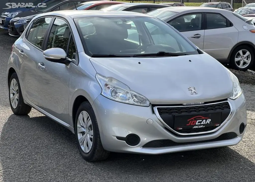 Peugeot 208 1.2i KLIMATIZACE ABS ASR ESP manuální - fotka 3