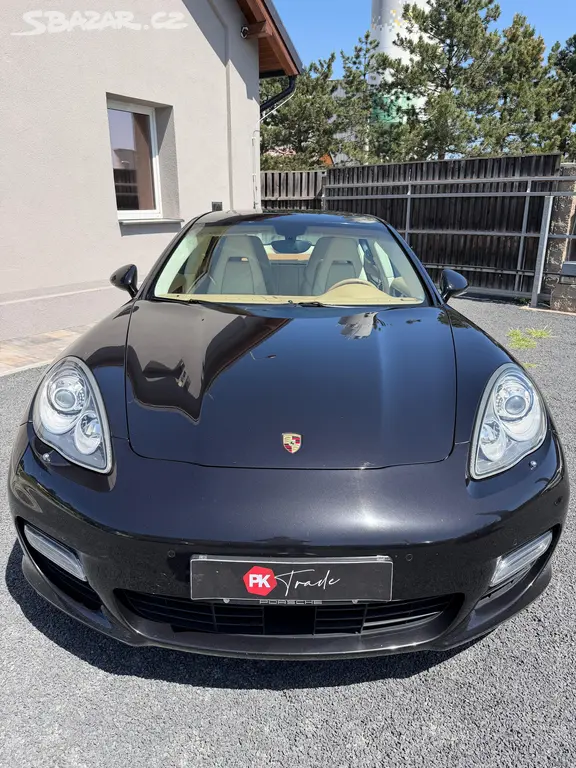 Porsche Panamera, Panamera Turbo V8 - fotka 3