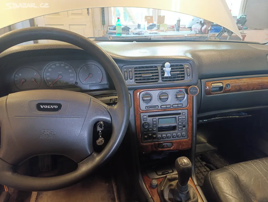 Volvo V70 2,5tdi - fotka 5