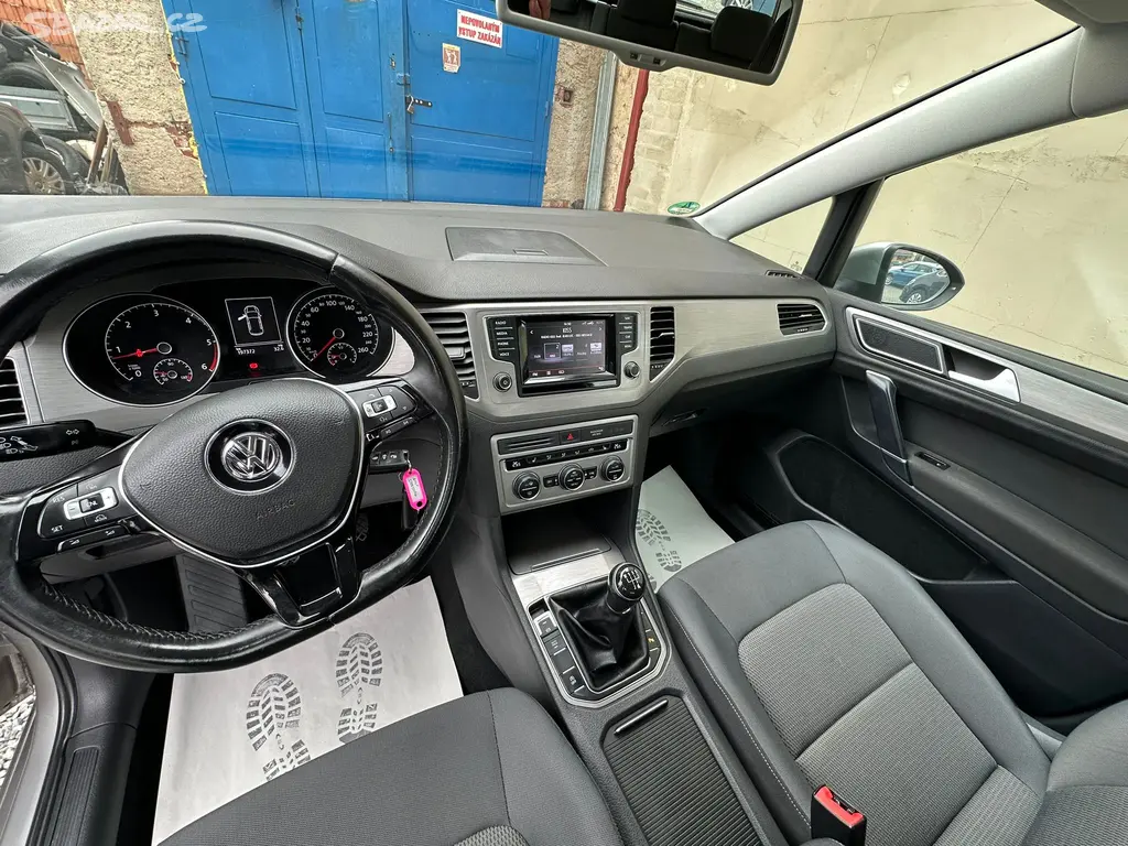 Volkswagen Golf Sportsvan 1.6 TDI, servisní kniha - fotka 5