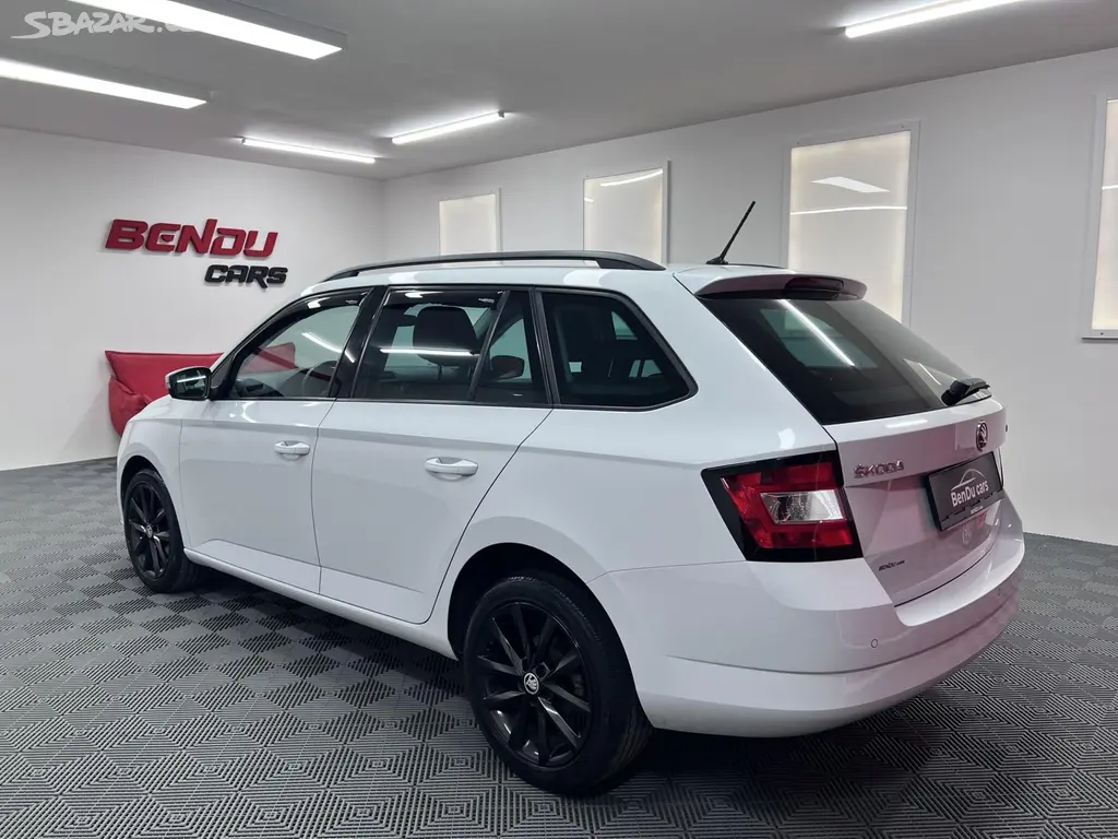 Škoda Fabia, 1.2 81 kW keylees Servis - fotka 6