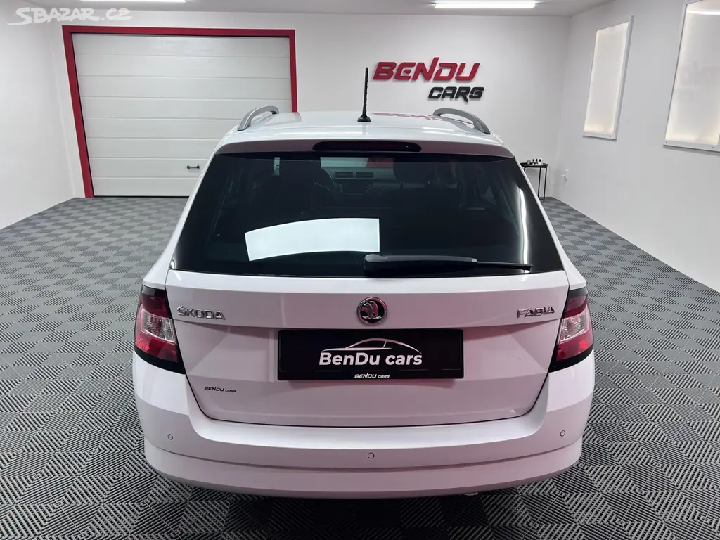 Škoda Fabia, 1.2 81 kW keylees Servis - fotka 5