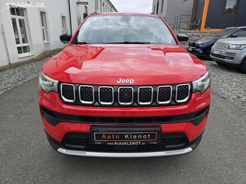Jeep Compass, 1.3 110kW LIMITED KAMERA+NAVI - fotka 3
