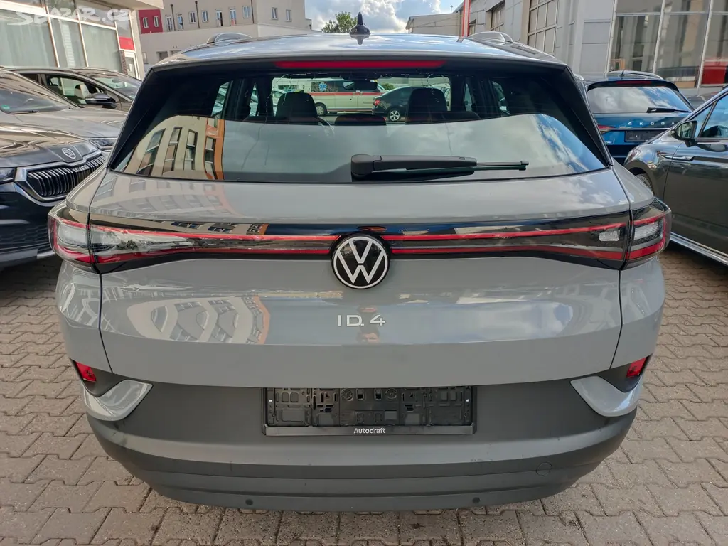 Volkswagen ID.4 Pro 150kW SOH 95,7% Full LED - fotka 6