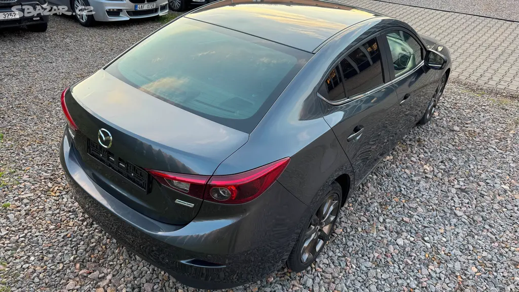 Mazda 3, 2.2 SKYACTIV-D 150Hk. BOSE - fotka 4