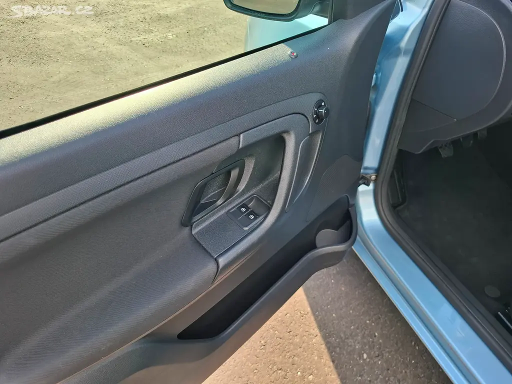 Škoda Roomster edice FRESH 1.2TSi 63kW,klima,tažné - fotka 6