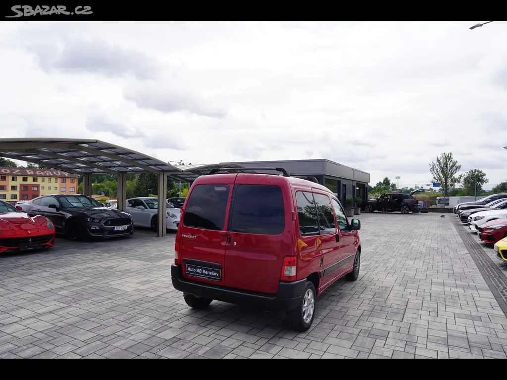Peugeot Partner, 1.4i, ČR, 5 míst - fotka 6