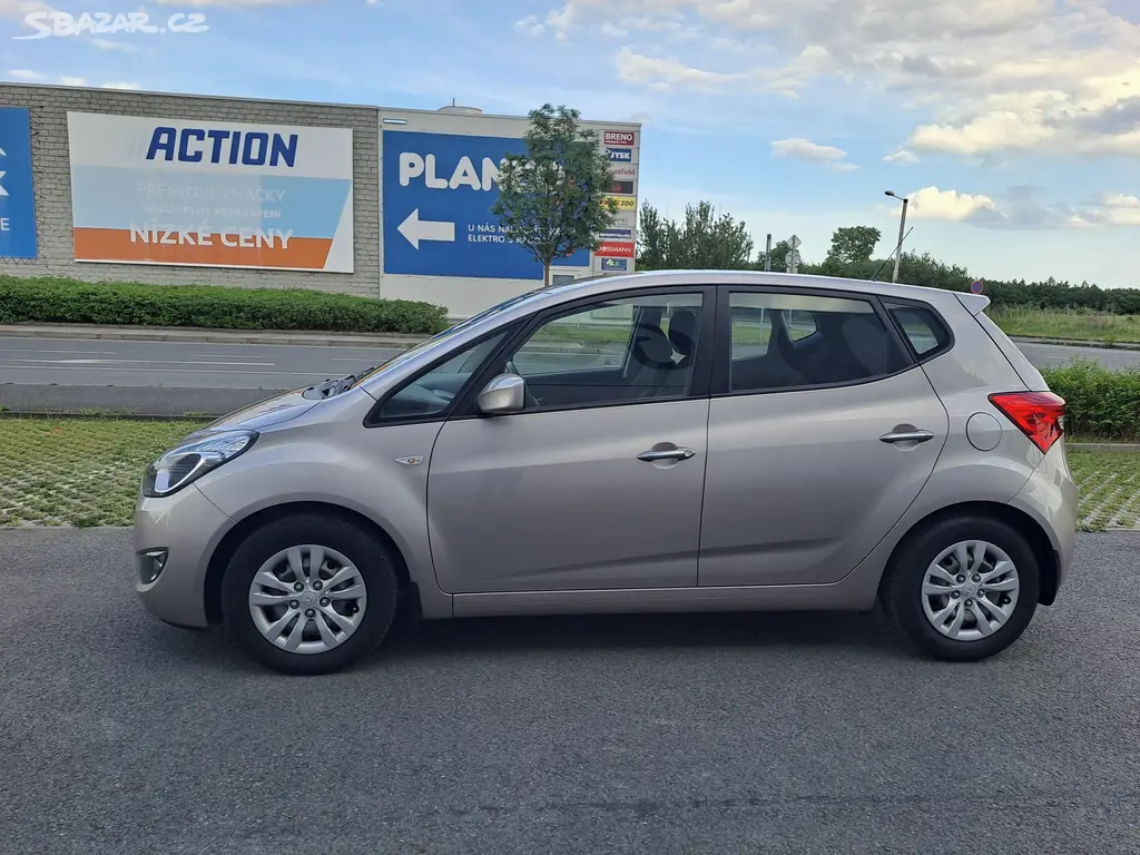 Hyundai ix20, 1.6CVVT 1.MAJ EXTRA PĚKNÉ+KOLA - fotka 4