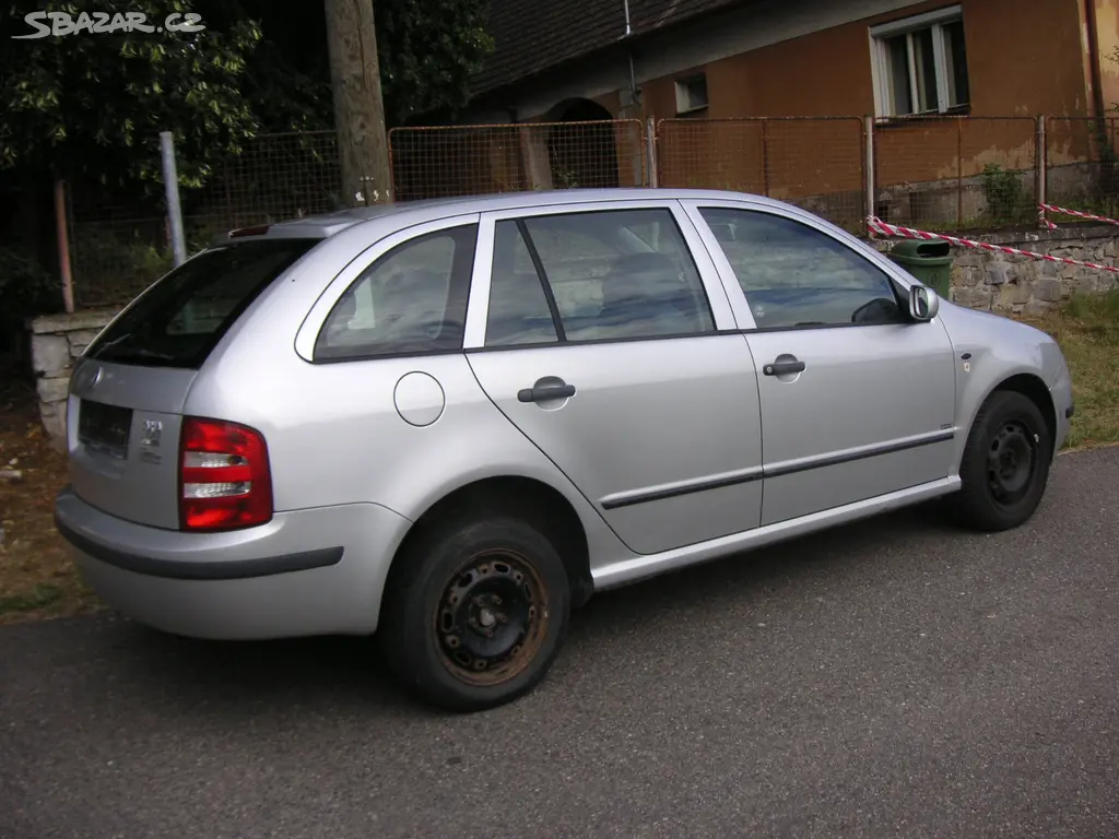 Škoda Fabia 1.4i-Combi - fotka 4