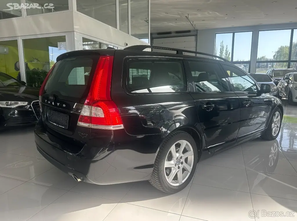 Volvo V70 2,0 Ojeté, 2/2015, 289 200 km - fotka 2