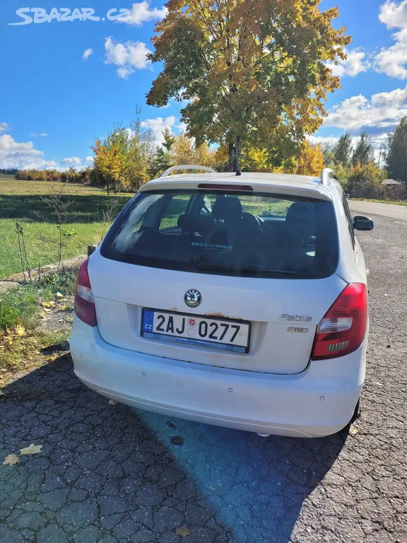 Škoda Fabia kombi - fotka 4