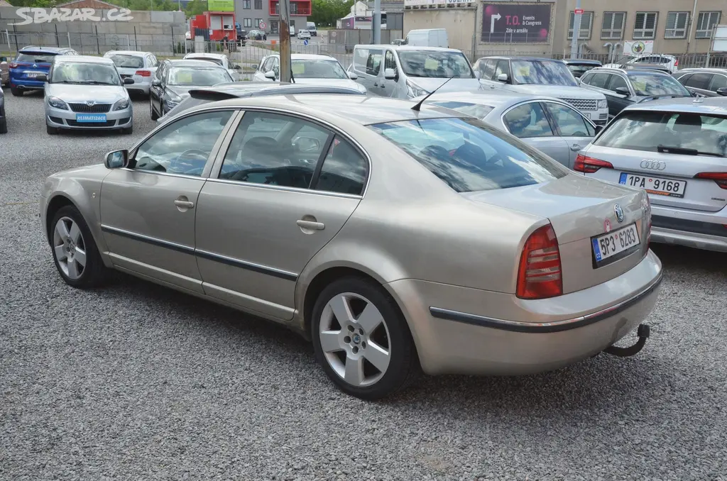 Škoda Superb, 2.5 TDi V6 / ČR / STK 04/2028 - fotka 4