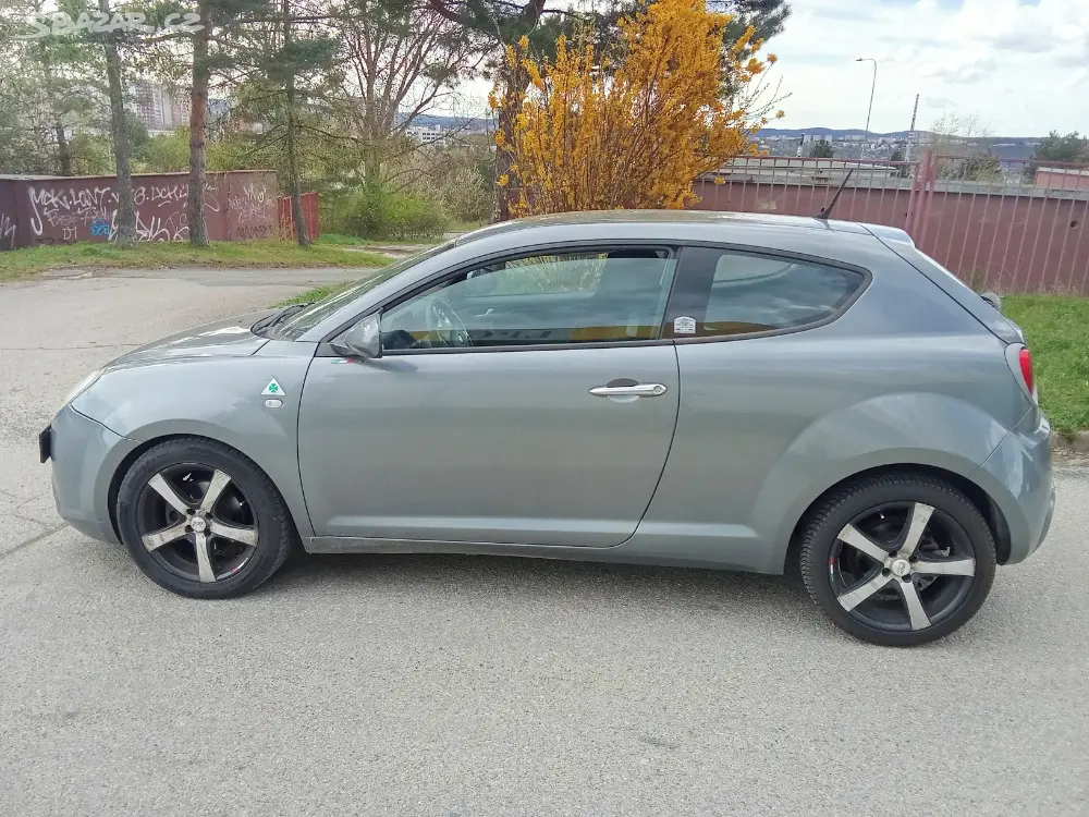 Alfa Romeo Mito pěkná bez koroze, spotřeba 5 litrů - fotka 2