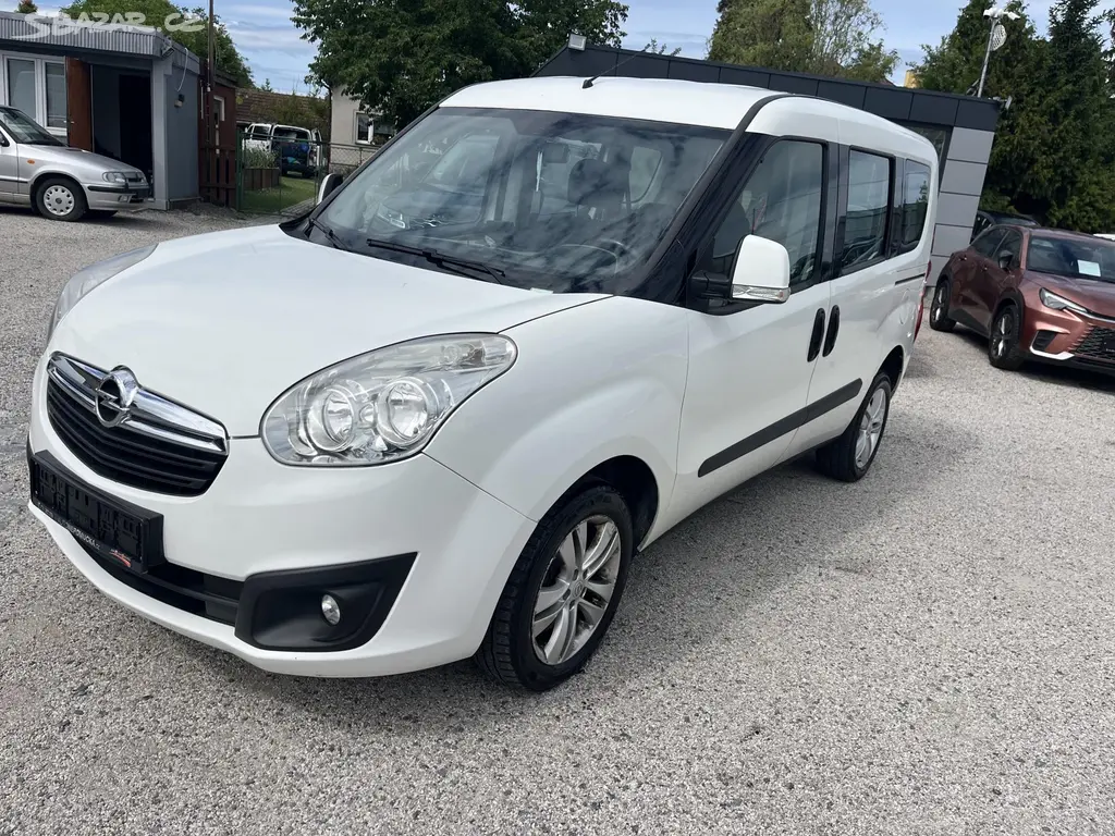 Opel Combo, 1.4i 16v 70kw Klima - fotka 3