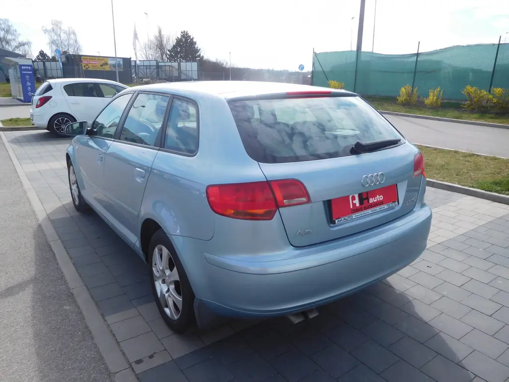 Audi A3 Sport 2.0TDi, 103 kW, Aut. Klima, TOP KM - fotka 4