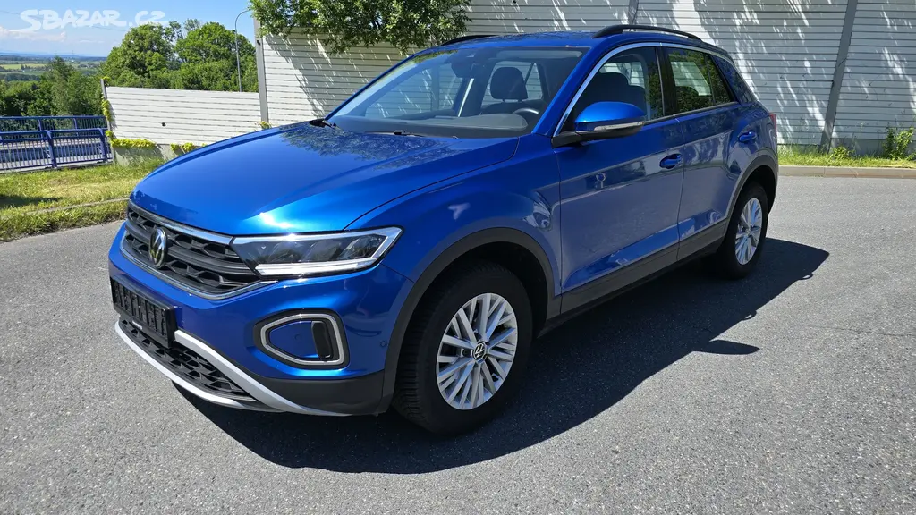 VW T-Roc 1.5 TSI 110 kw LIFE - fotka 6