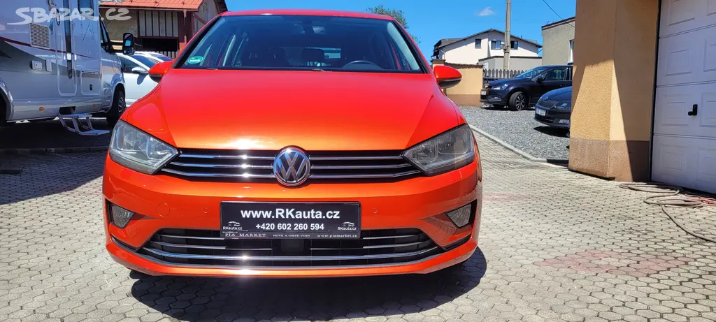 VW Golf Sportsvan 1,2TSi 81kW benzín "Lounge" - fotka 2