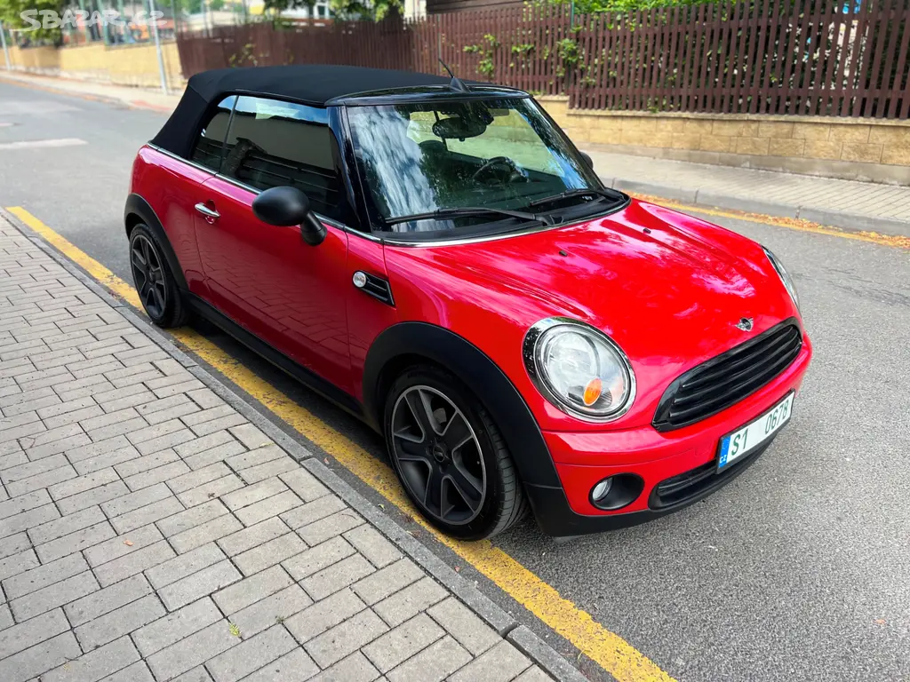Mini One 2013 cabrio - fotka 2