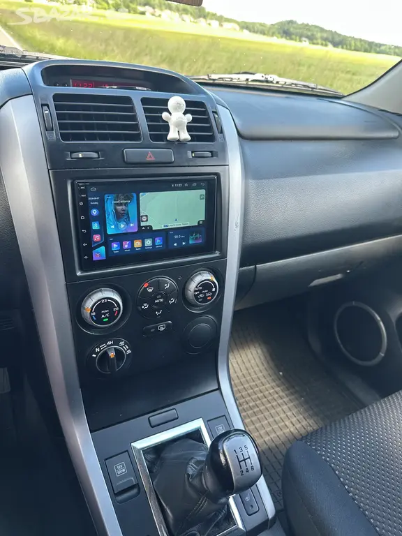 Suzuki Grand Vitara 2.0 / 103 KW - fotka 6