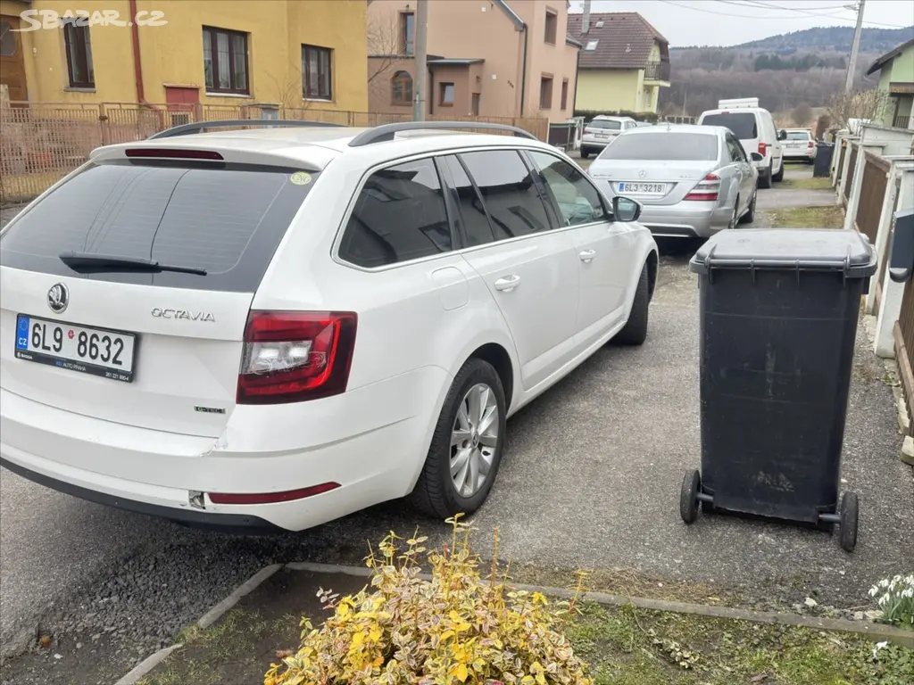 Škoda Octavia 1,4 III TSI G-TEC CNG - fotka 3