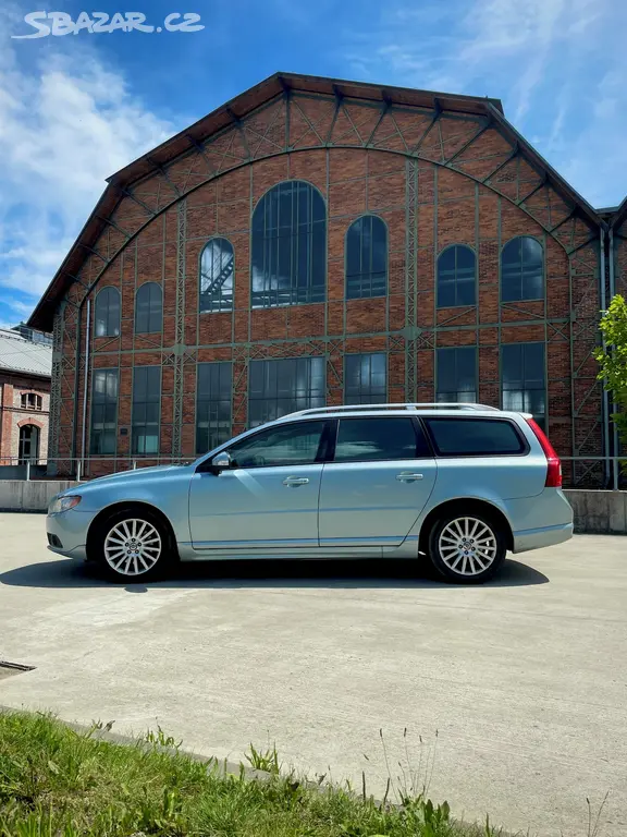 Volvo V70 D5 Polestar - fotka 3