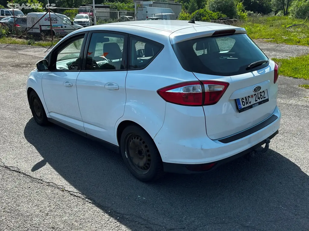 Ford -C-Max 1.6TDci, r.2014, stk, klima - fotka 3