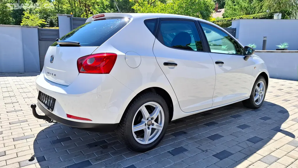 Seat Ibiza IV 1,2 HTP - 51kw. PĚKNÁ - Nová STK+EM - fotka 5