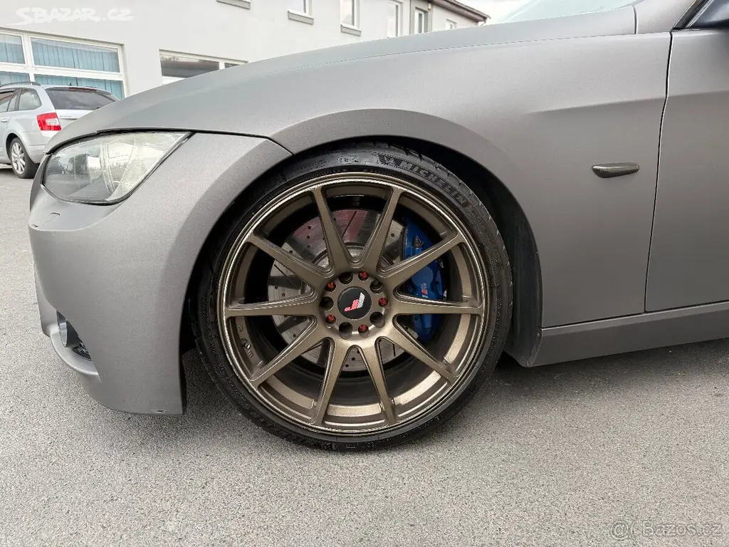 BMW E 92 335 i N54 - fotka 3