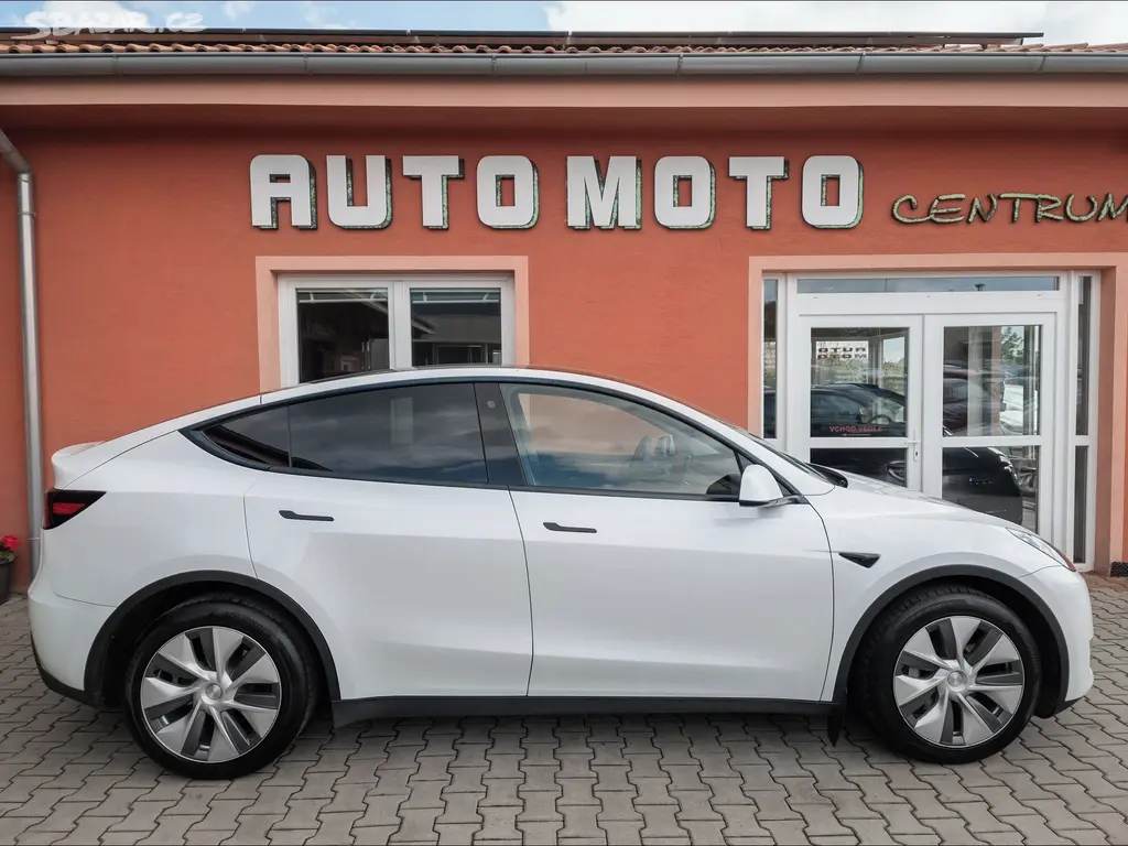 Tesla Model Y, Long Range Dual Motor, SOH 88, - fotka 4