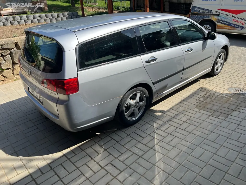 Honda accord 2.2 i-ctdi - fotka 5
