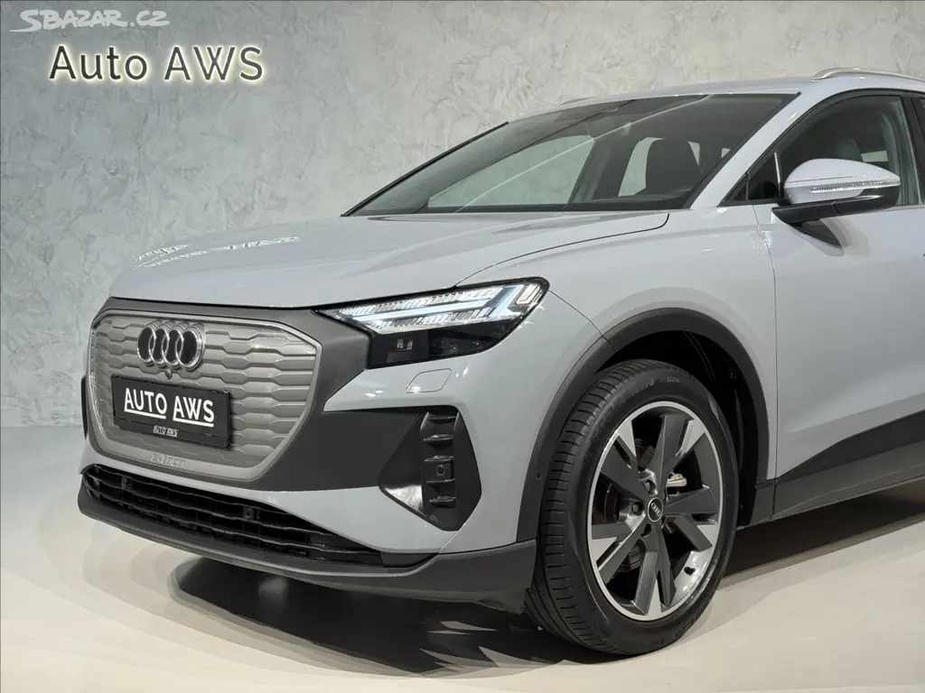 Audi Q4 e-tron, 35 125kW Sport LED Matrix - fotka 5