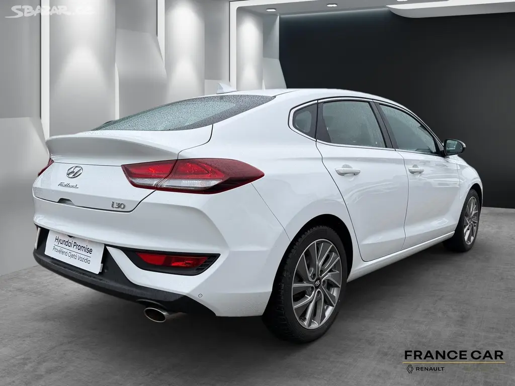Hyundai i30, 1,4 T-GDi 103 kW DCT STYLE - fotka 5