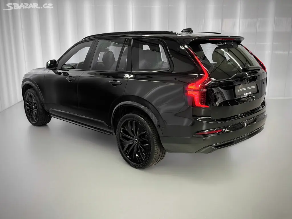 Volvo XC90, B5 AWD BLACK EDITION PLUS, VZD - fotka 4