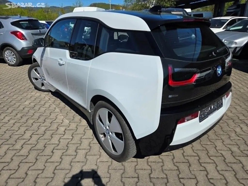 BMW i3 90Ah REX odpočet DPH - fotka 4
