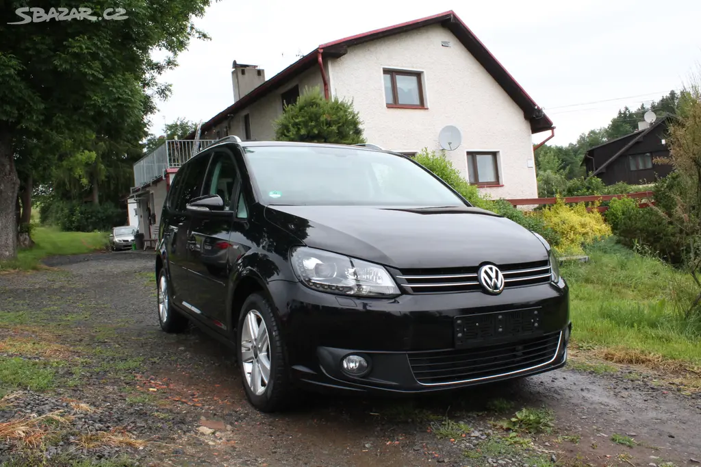 Volkswagen Touran 2.0 TDI MATCH,103 kW,Panorama - fotka 2