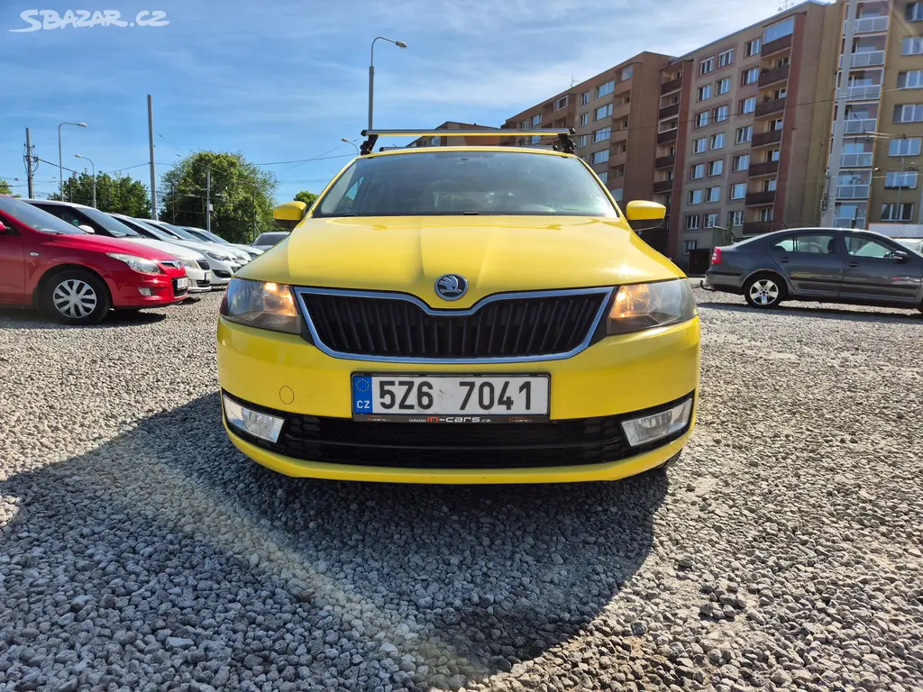 Škoda Rapid 1.6TDi77KW,AUTOKLIMA,VÝHŘEV,PDC,ALU,ČR - fotka 2