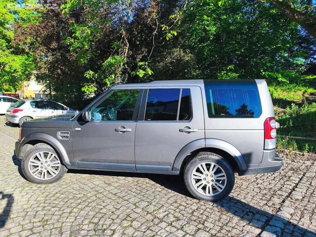 Land Rover Discovery 4 HSE - fotka 3