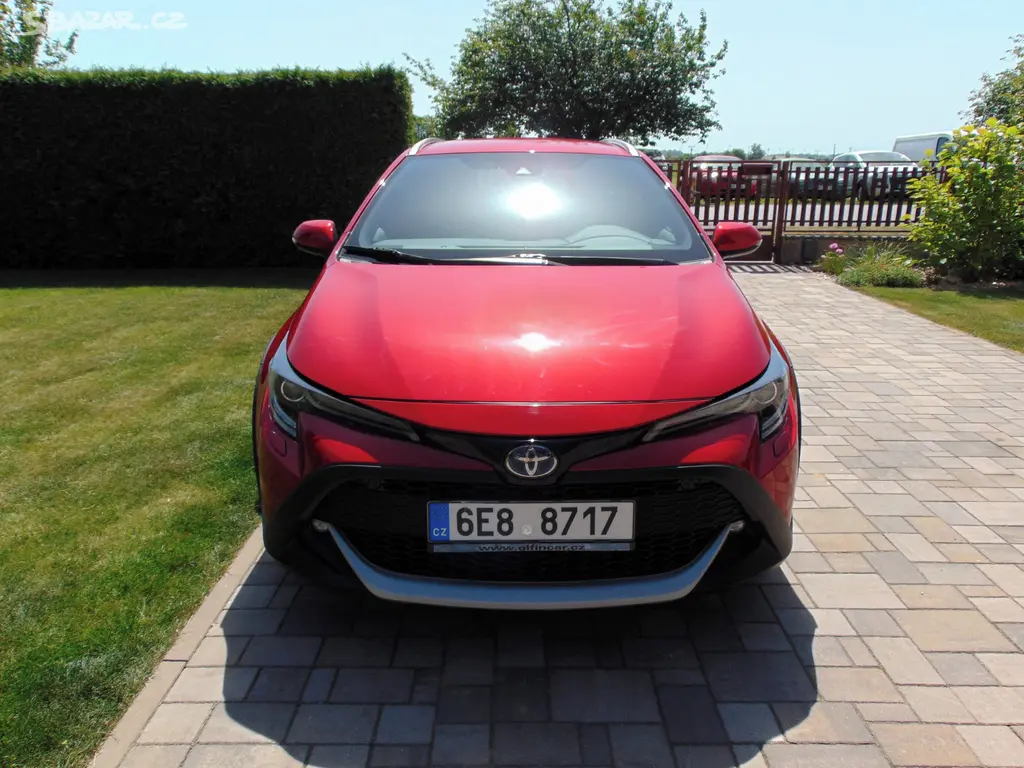 TOYOTA COROLLA 2.0 TREK HYBRID,ČR,1.MAJ,ZÁRUKA - fotka 2