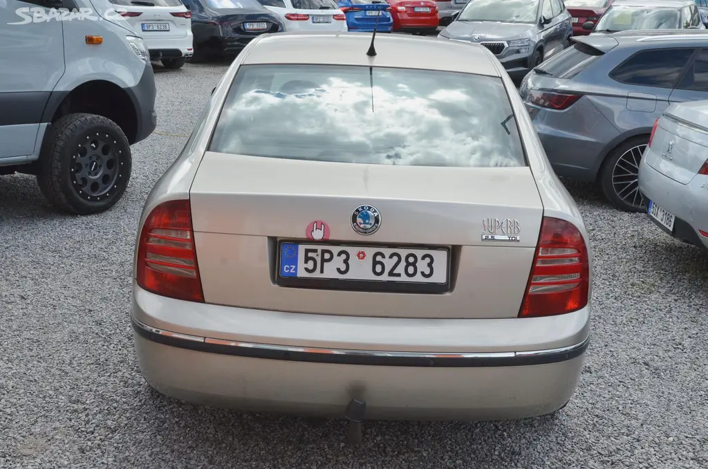 Škoda Superb, 2.5 TDi V6 / ČR / STK 04/2028 - fotka 5