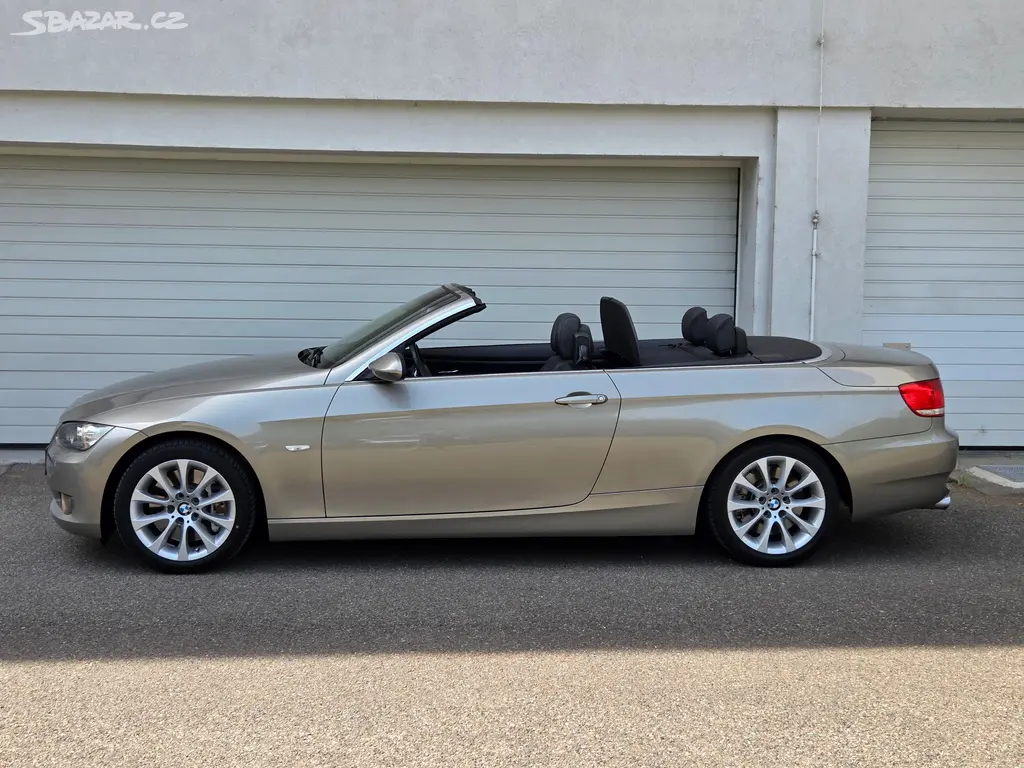 BMW Řada 3, 330i 200Kw Aut Kabrio 60t.km - fotka 5
