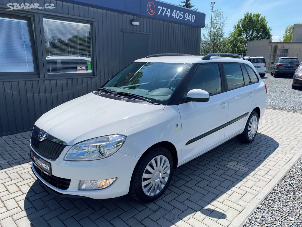 Škoda Fabia, 1.2 TSI 63kW-CLIMATRONIC-TAŽNÉ - fotka 2
